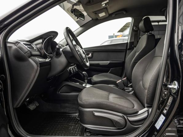 Kia Rio III Рестайлинг с пробегом 2017 года, цена 1 098 000 рублей, 128660 км, седан, Автокод Объявления