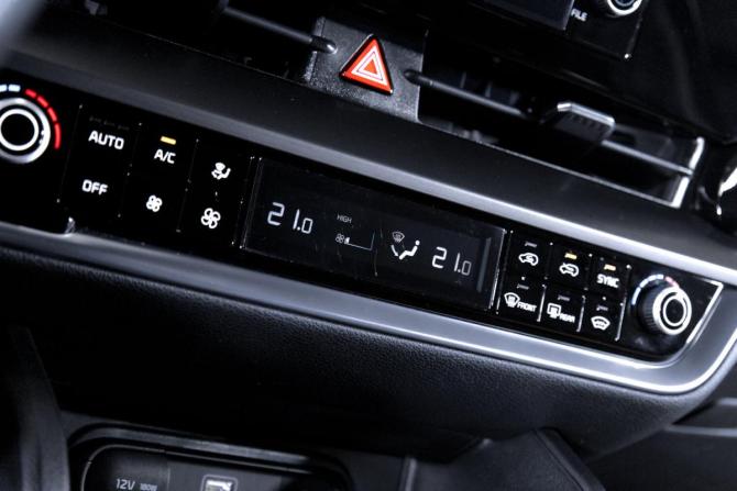 Kia Sportage V с пробегом 2022 года, цена 3 350 000 рублей, 29666 км, внедорожник, Автокод Объявления