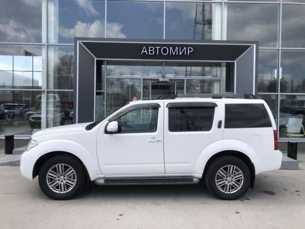 Nissan Pathfinder III Рестайлинг с пробегом 2011 года, цена 1 360 000 рублей, 323067 км, внедорожник, Автокод Объявления