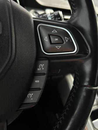 Land Rover Range Rover Evoque I Рестайлинг с пробегом 2018 года, цена 2 450 000 рублей, 126727 км, внедорожник, Автокод Объявления