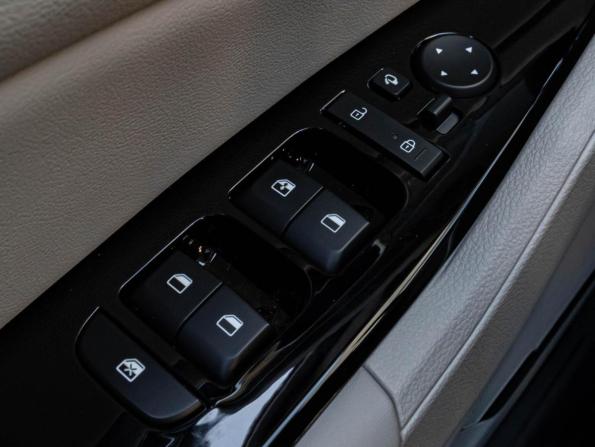 Kia Sportage V Рестайлинг с пробегом 2026 года, цена 3 780 000 рублей, 54 км, внедорожник, Автокод Объявления