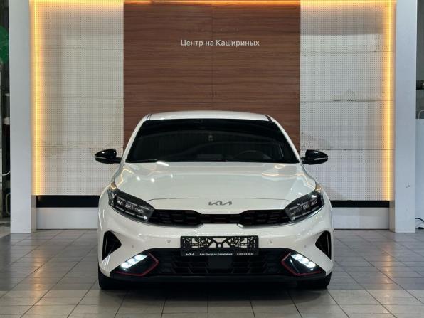 Kia Cerato IV Рестайлинг с пробегом 2022 года, цена 2 899 999 рублей, 35952 км, седан, Автокод Объявления