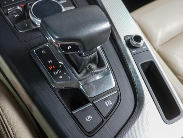Audi A4 V (B9) Рестайлинг с пробегом 2019 года, цена 2 999 000 рублей, 77268 км, седан, Автокод Объявления