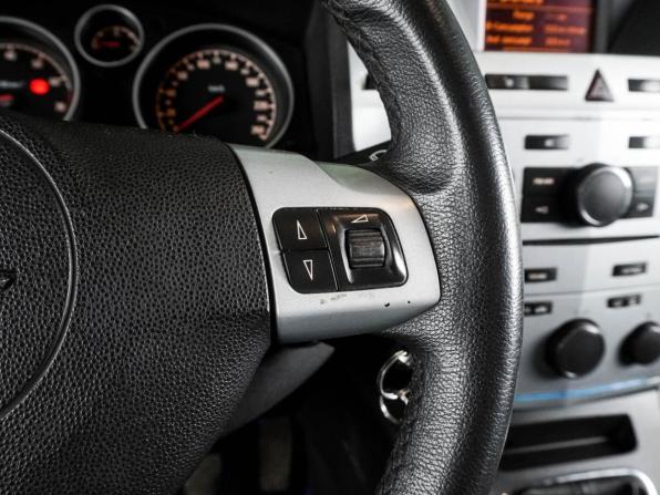 Opel Zafira B Рестайлинг с пробегом 2012 года, цена 847 000 рублей, 120476 км, компактвэн, Автокод Объявления
