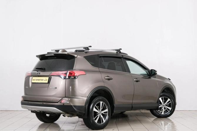 Toyota RAV4 IV (XA40) Рестайлинг с пробегом 2018 года, цена 2 599 000 рублей, 137034 км, внедорожник, Автокод Объявления