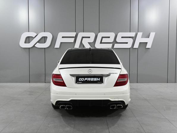 Mercedes-Benz C-Класс III (W204) Рестайлинг с пробегом 2011 года, цена 1 380 000 рублей, 284224 км, седан, Автокод Объявления