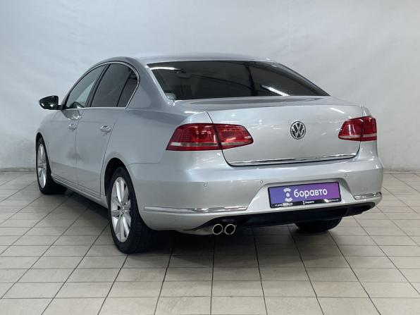 Volkswagen Passat B7 с пробегом 2013 года, цена 1 039 000 рублей, 248901 км, седан, Автокод Объявления