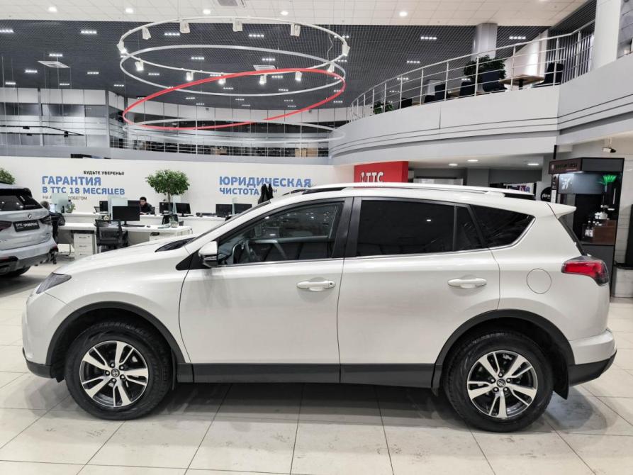 Toyota RAV4 IV (XA40) Рестайлинг Казань  - изображение 10