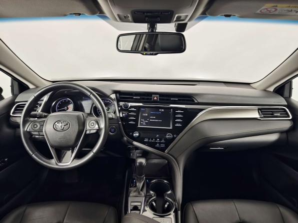 Toyota Camry VIII (XV70) с пробегом 2018 года, цена 2 125 000 рублей, 104618 км, седан, Автокод Объявления