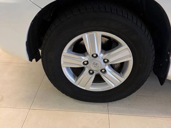 Toyota Land Cruiser 200 Series Рестайлинг 1 с пробегом 2015 года, цена 4 400 000 рублей, 172435 км, внедорожник, Автокод Объявления