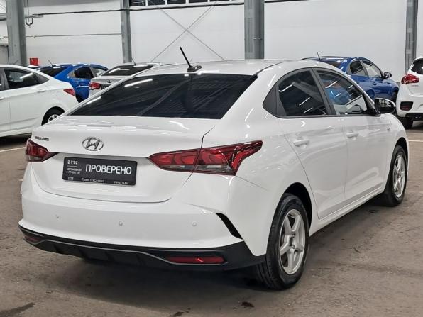 Hyundai Solaris II Рестайлинг с пробегом 2021 года, цена 1 590 000 рублей, 66542 км, седан, Автокод Объявления