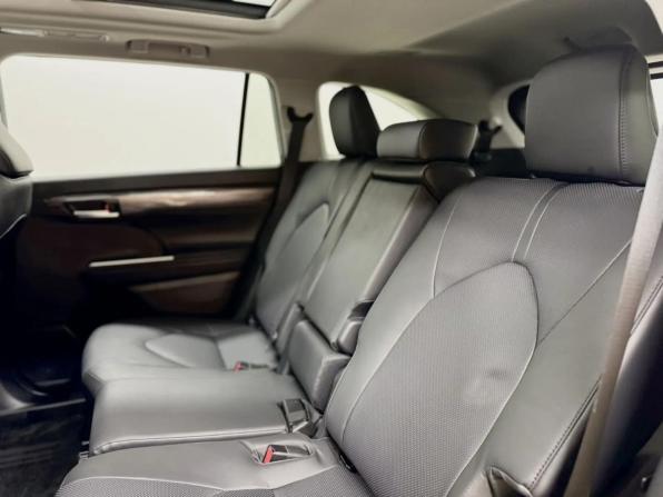 Toyota Highlander IV (XU70) с пробегом 2025 года, цена 5 300 000 рублей, 16 км, внедорожник, Автокод Объявления