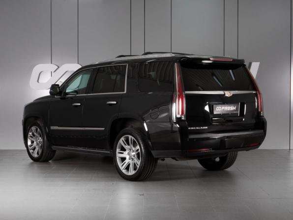 Cadillac Escalade IV с пробегом 2015 года, цена 4 948 000 рублей, 233834 км, внедорожник, Автокод Объявления