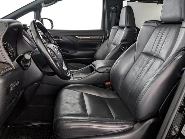 Toyota Alphard III Рестайлинг с пробегом 2018 года, цена 5 300 000 рублей, 70043 км, минивэн, Автокод Объявления