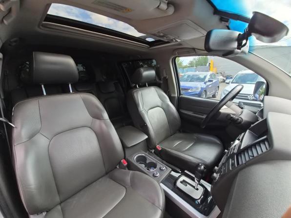 Nissan Pathfinder III Рестайлинг с пробегом 2010 года, цена 1 650 000 рублей, 363016 км, внедорожник, Автокод Объявления