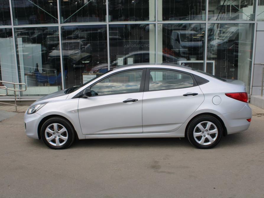 Hyundai Solaris I Москва  - изображение 8