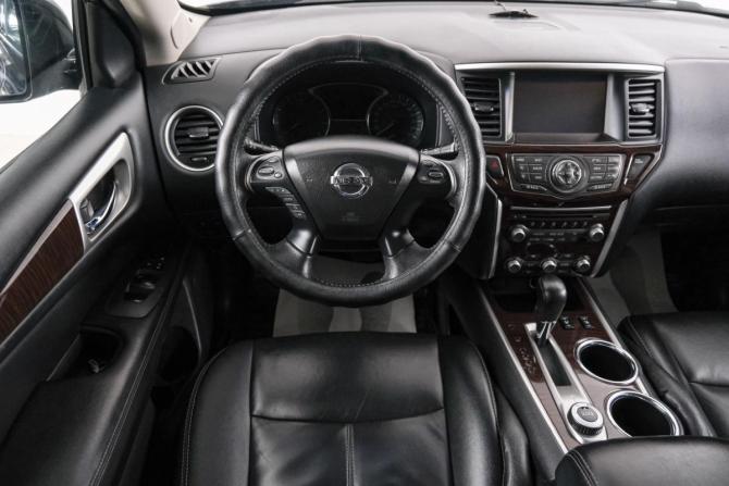 Nissan Pathfinder IV с пробегом 2015 года, цена 1 989 000 рублей, 146000 км, внедорожник, Автокод Объявления