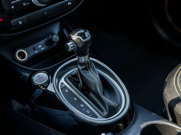 Kia Soul II с пробегом 2015 года, цена 1 125 000 рублей, 205332 км, хэтчбек, Автокод Объявления