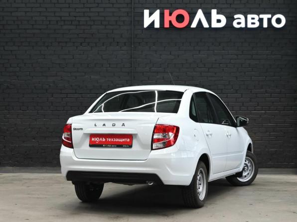 Lada (ВАЗ) Granta I Рестайлинг с пробегом 2024 года, цена 1 050 000 рублей, 5002 км, седан, Автокод Объявления