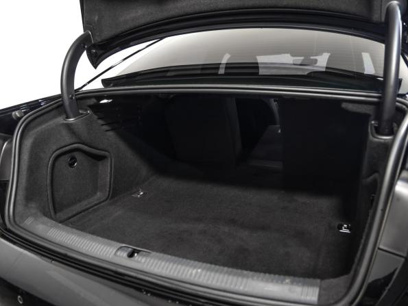 Audi A4 V (B9) с пробегом 2017 года, цена 2 389 000 рублей, 101271 км, седан, Автокод Объявления