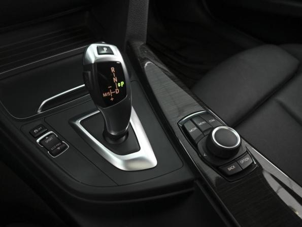 BMW 3 серии VI (F3x) Рестайлинг с пробегом 2017 года, цена 2 475 000 рублей, 154174 км, седан, Автокод Объявления
