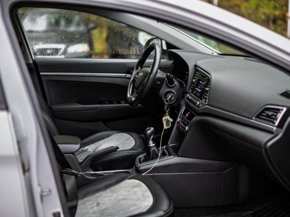 Hyundai Elantra VI (AD) с пробегом 2016 года, цена 1 020 000 рублей, 199376 км, седан, Автокод Объявления