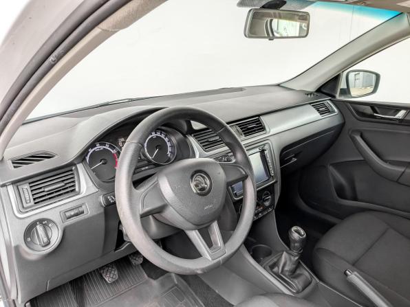 Skoda Rapid I Рестайлинг с пробегом 2018 года, цена 1 250 000 рублей, 104321 км, лифтбек, Автокод Объявления