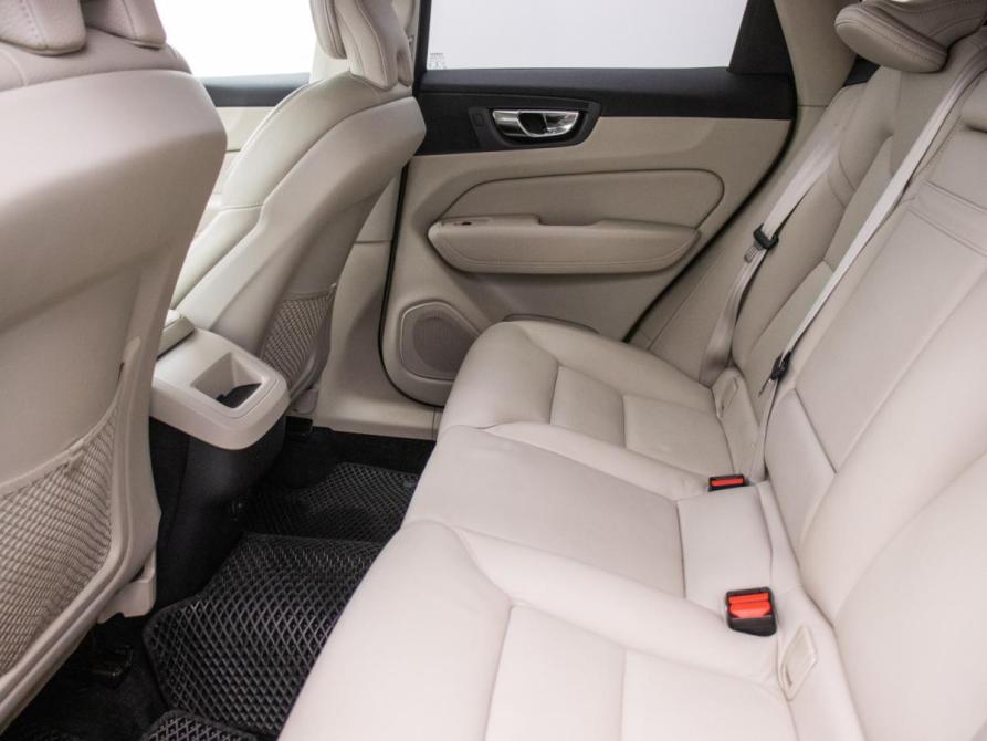 Volvo XC60 II Москва  - изображение 11