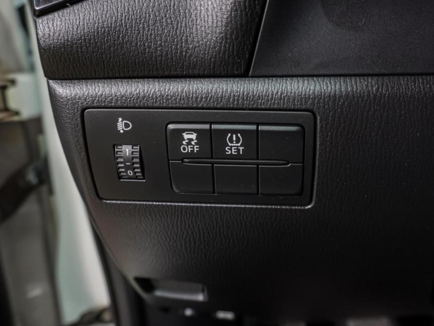 Mazda 3 III (BM) Воронеж  - изображение 16