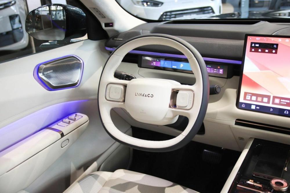 Lynk &amp; Co 900 Москва  - изображение 13