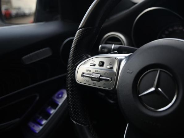 Mercedes-Benz C-Класс IV (W205) Рестайлинг с пробегом 2018 года, цена 2 795 757 рублей, 121021 км, седан, Автокод Объявления