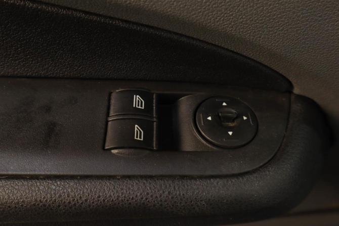 Ford Focus II Рестайлинг с пробегом 2008 года, цена 669 000 рублей, 171850 км, седан, Автокод Объявления
