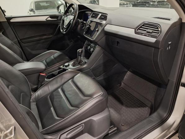 Volkswagen Tiguan II с пробегом 2018 года, цена 2 799 000 рублей, 158350 км, внедорожник, Автокод Объявления
