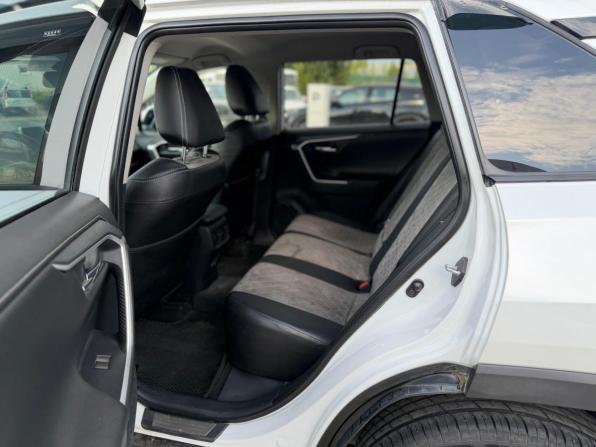 Toyota RAV4 V (XA50) с пробегом 2020 года, цена 3 350 000 рублей, 68723 км, внедорожник, Автокод Объявления