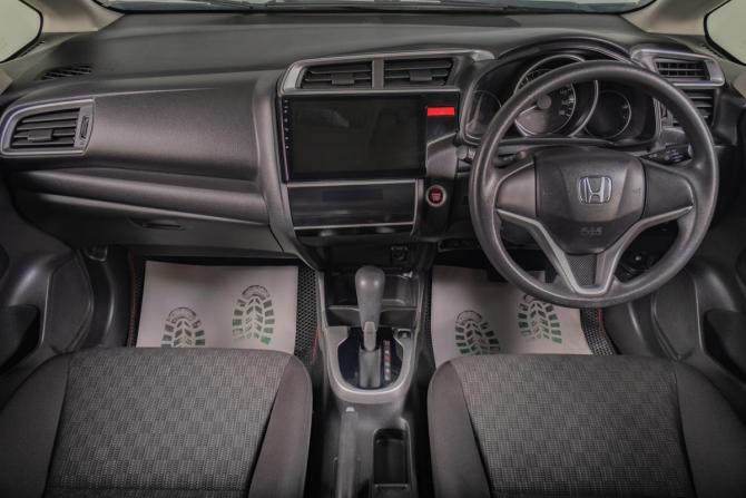 Honda Fit III с пробегом 2013 года, цена 1 149 000 рублей, 142000 км, хэтчбек, Автокод Объявления