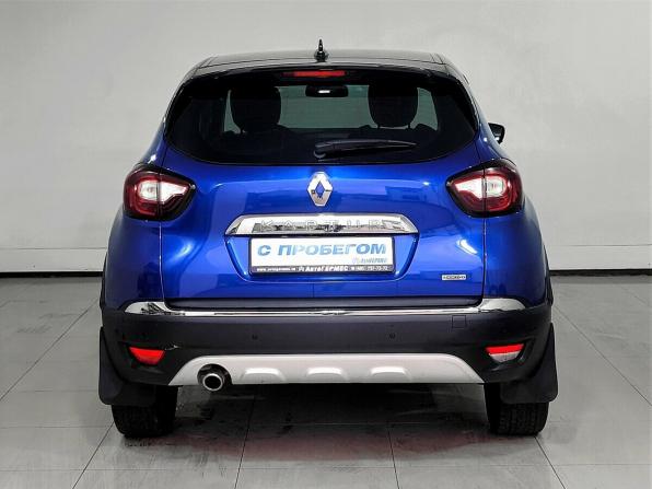 Renault Kaptur I Рестайлинг с пробегом 2021 года, цена 1 800 000 рублей, 61301 км, внедорожник, Автокод Объявления