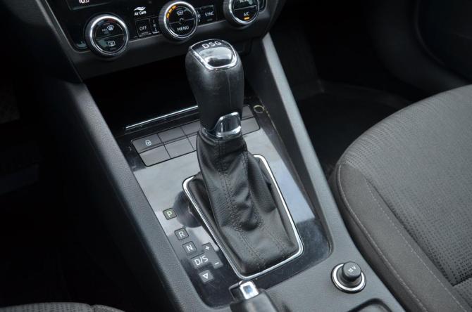 Skoda Octavia III (A7) Рестайлинг с пробегом 2018 года, цена 1 739 900 рублей, 141941 км, лифтбек, Автокод Объявления