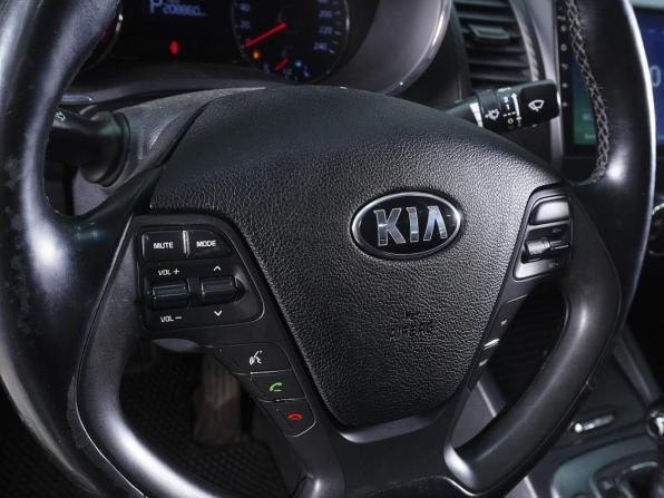 Kia Cerato III с пробегом 2016 года, цена 1 280 000 рублей, 208860 км, седан, Автокод Объявления