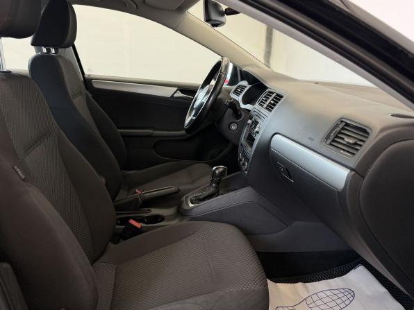 Volkswagen Jetta VI с пробегом 2012 года, цена 910 000 рублей, 126000 км, седан, Автокод Объявления