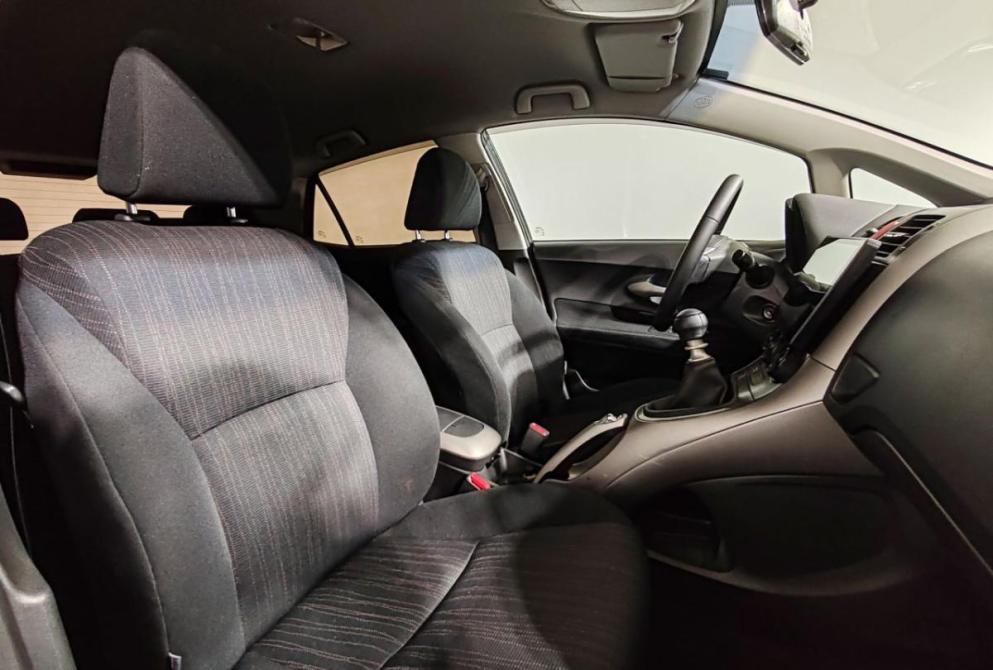Toyota Auris I Ярославль  - изображение 15