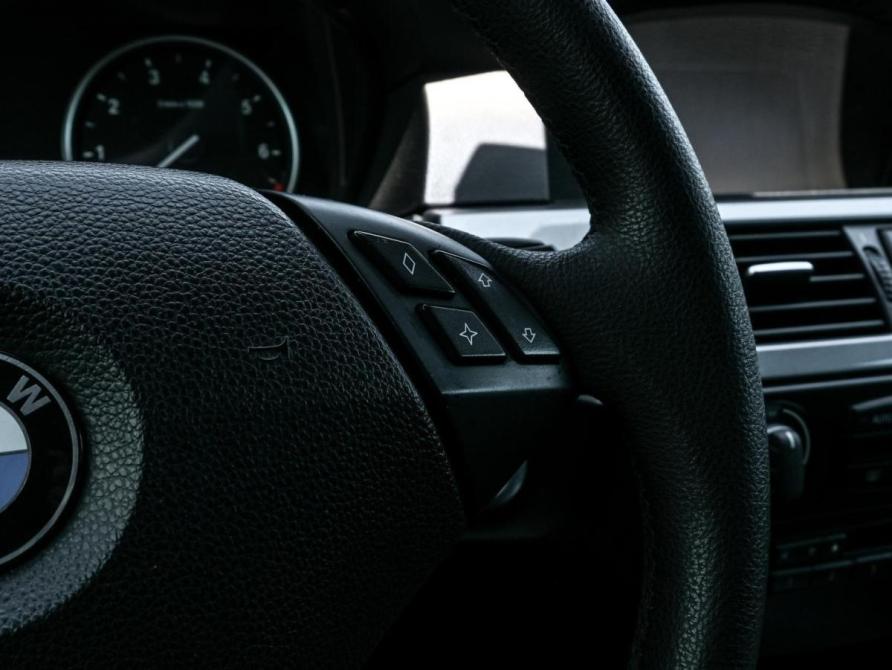 BMW 5 серии V (E60/E61) Рестайлинг Волгоград  - изображение 17