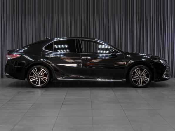 Toyota Camry VIII (XV70) Рестайлинг с пробегом 2023 года, цена 3 549 000 рублей, 32933 км, седан, Автокод Объявления