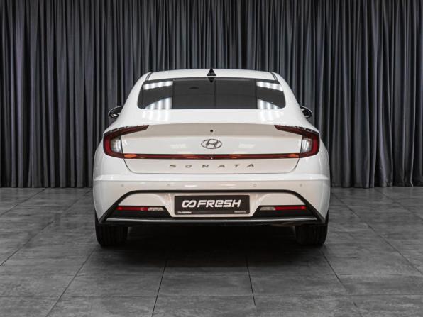 Hyundai Sonata VIII (DN8) с пробегом 2020 года, цена 2 199 000 рублей, 93135 км, седан, Автокод Объявления