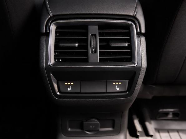 Skoda Karoq I с пробегом 2022 года, цена 2 648 000 рублей, 65542 км, внедорожник, Автокод Объявления