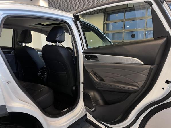 Haval F7x I Рестайлинг с пробегом 2022 года, цена 2 430 000 рублей, 42947 км, внедорожник, Автокод Объявления