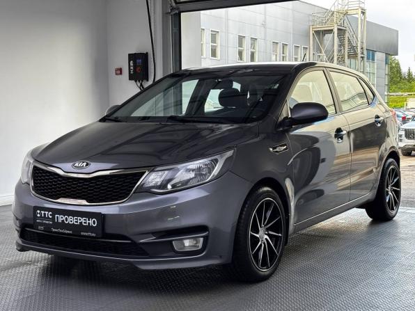 Kia Rio III Рестайлинг с пробегом 2015 года, цена 1 100 000 рублей, 104047 км, хэтчбек, Автокод Объявления