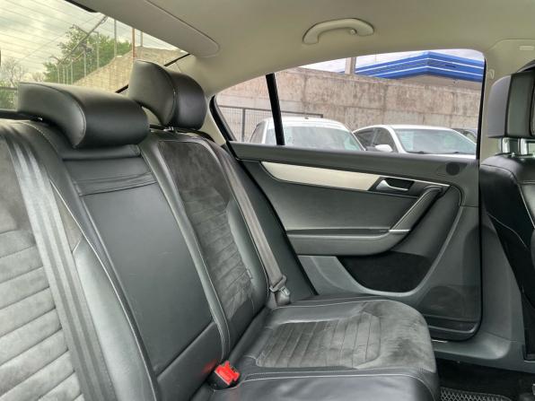 Volkswagen Passat B7 с пробегом 2013 года, цена 1 197 000 рублей, 187477 км, седан, Автокод Объявления