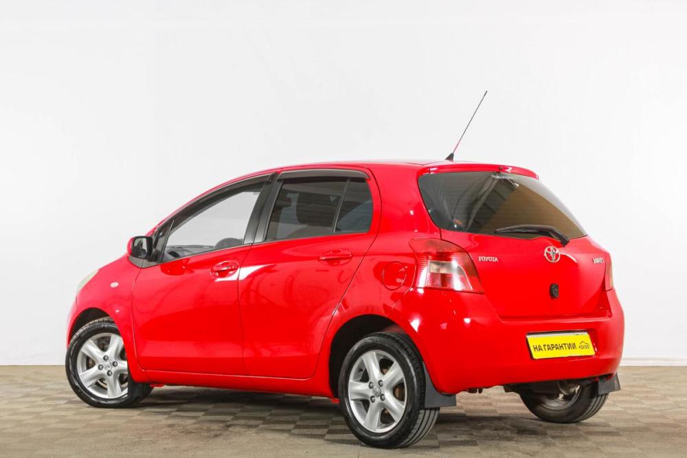 Toyota Yaris II Тюмень  - изображение 5