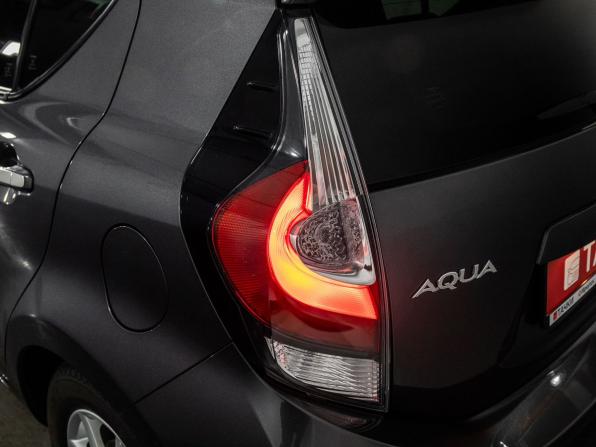 Toyota Aqua I Рестайлинг 2 с пробегом 2018 года, цена 1 240 500 рублей, 130850 км, хэтчбек, Автокод Объявления