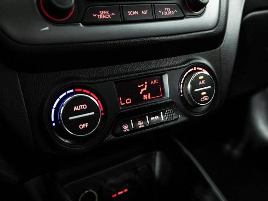 Kia Rio III Санкт-Петербург  - изображение 16